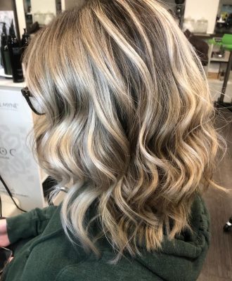 Photo shared by Idea Acconciature _ Hair Stylist Brongio LC on March 13, 2024 tagging @sissikeratinspecialist, @iam4u.official, @sissi_iam4u_consulenza, and @iam4u.academy.